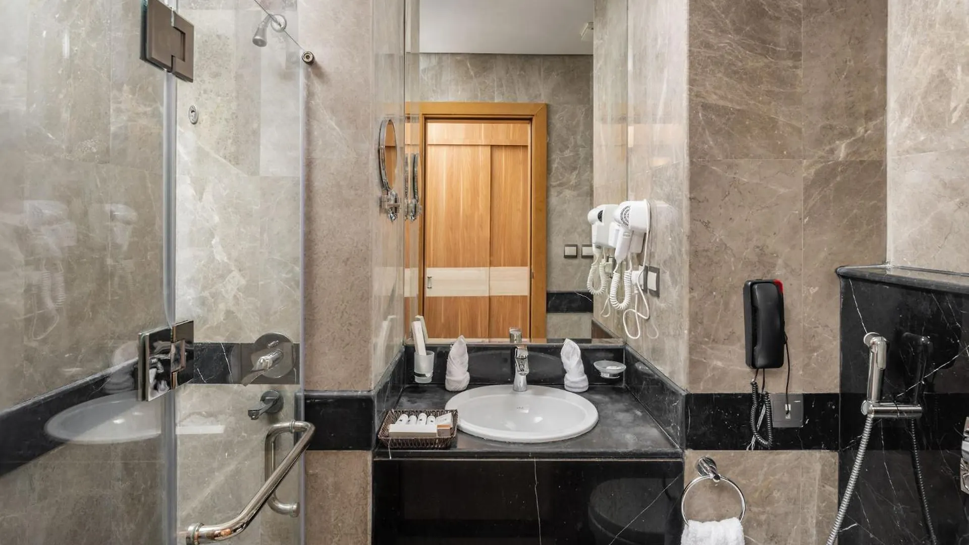 Roots Hotel La Mecque